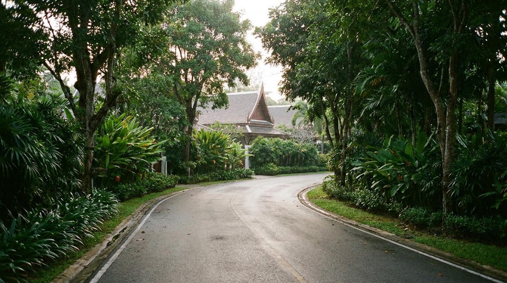 top property expert phuket what ai gets right wrong and who serious buyers actually need